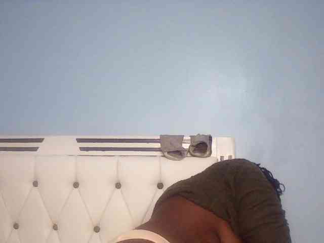 Booty-empress webcam