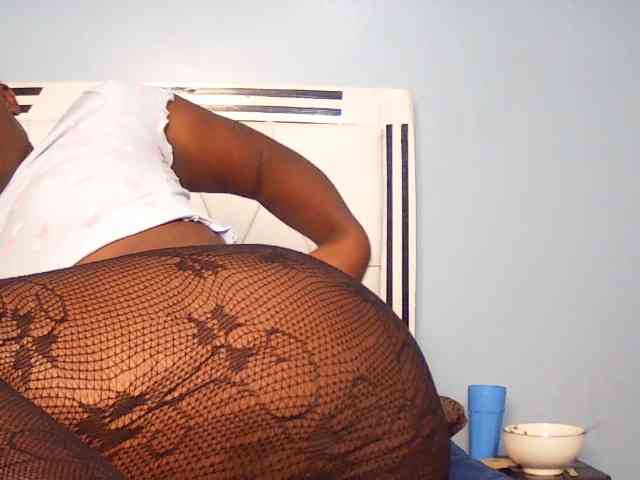 Booty-empress webcam