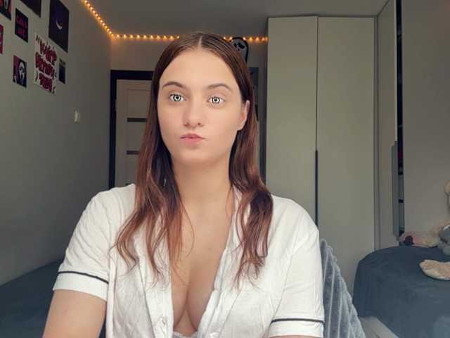 MaureenSpira live cam on BongaCams