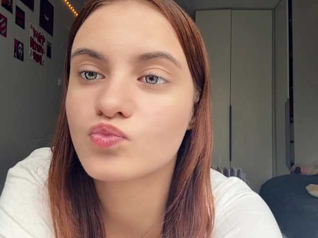 MaureenSpira live cam on BongaCams