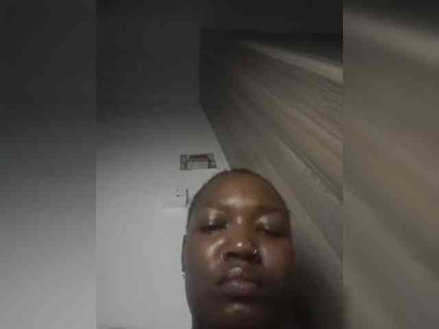 Cuteblack001 webcam