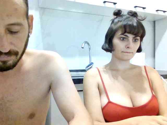 Modella: bbhouse