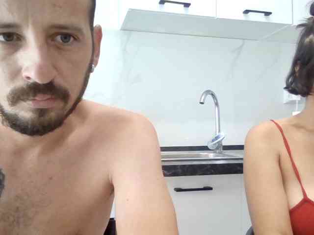 Modella: bbhouse