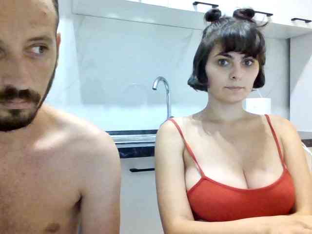Modella: bbhouse