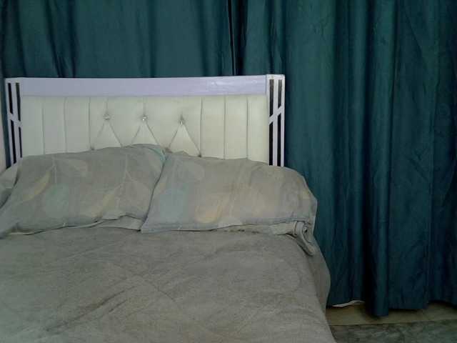 PetiteCocoo live cam on BongaCams