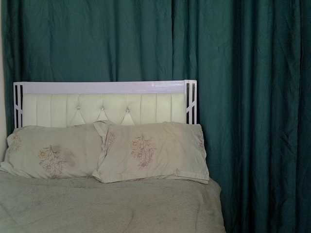 PetiteCocoo live cam on BongaCams