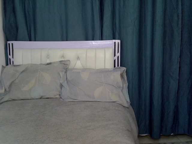 PetiteCocoo live cam on BongaCams