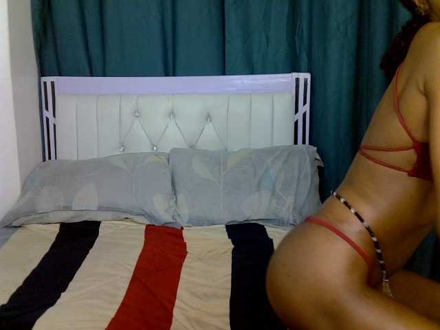 PetiteCocoo live cam on BongaCams