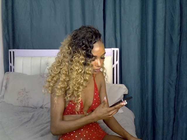 PetiteCocoo live cam on BongaCams