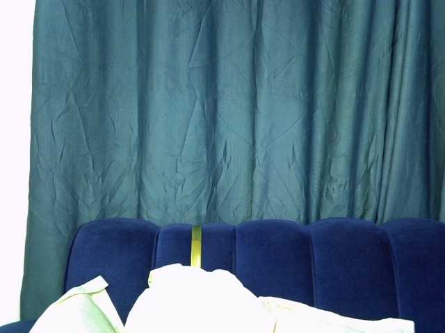 PrettyNoirr live cam on BongaCams
