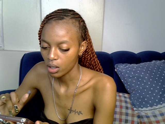 PrettyNoirr