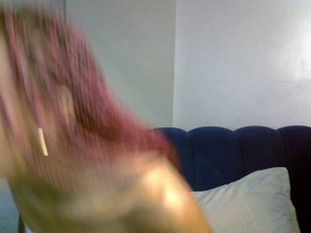 PrettyNoirr live cam on BongaCams