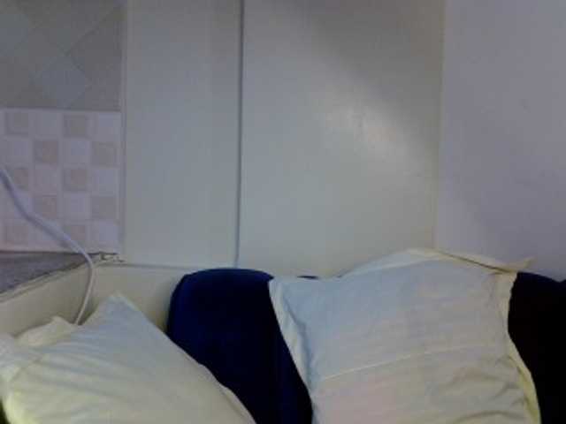 PrettyNoirr live cam on BongaCams