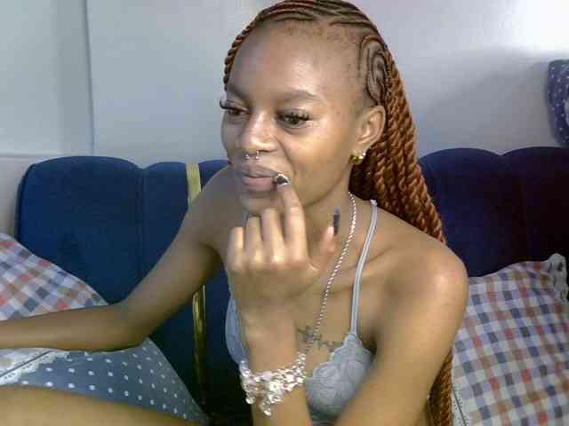 PrettyNoirr PrettyNoirr