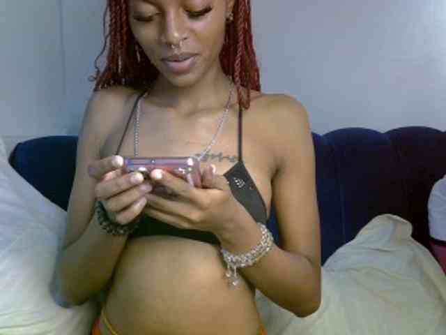 PrettyNoirr PrettyNoirr