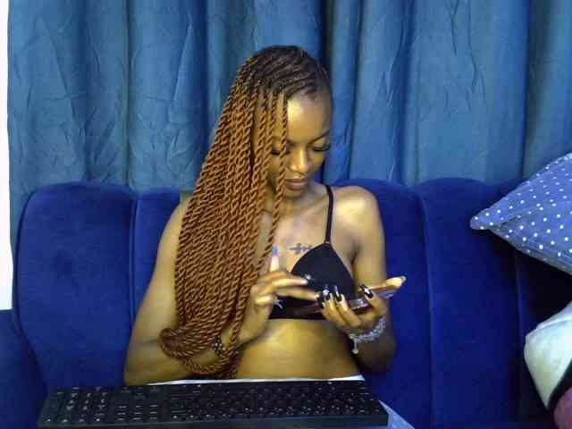 PrettyNoirr