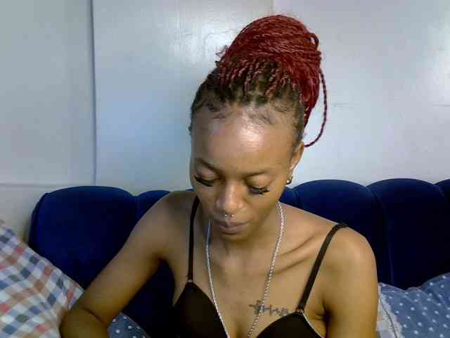 PrettyNoirr PrettyNoirr