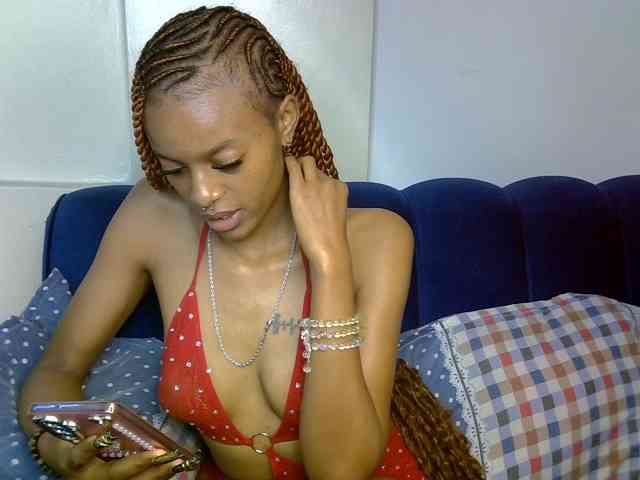 PrettyNoirr
