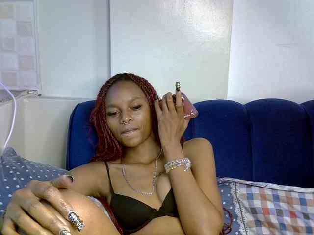 PrettyNoirr PrettyNoirr