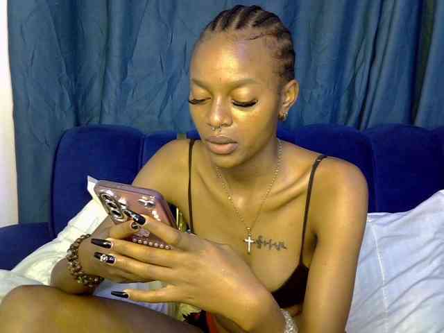 PrettyNoirr
