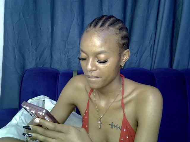 PrettyNoirr