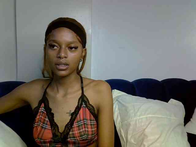 PrettyNoirr PrettyNoirr