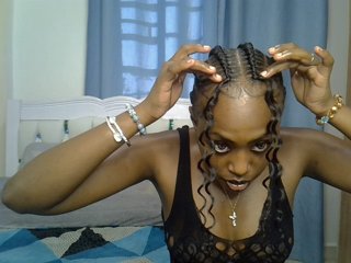 Petitedolliey's Live Webcam
