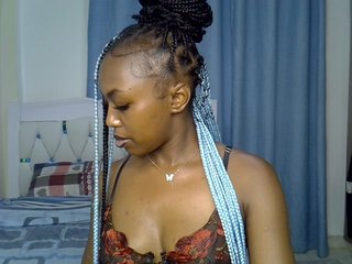 Petitedolliey's Live Webcam