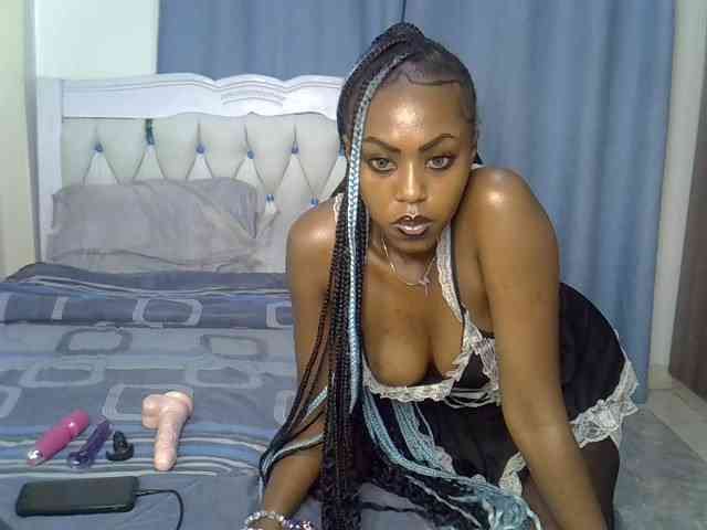 Petitedolliey webcam