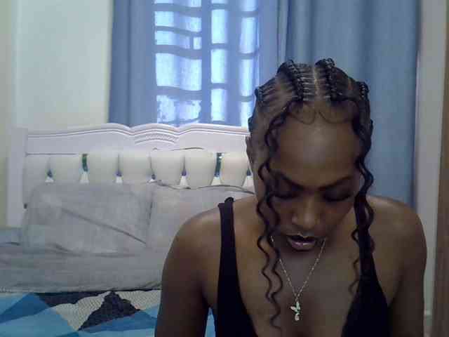 Petitedolliey webcam