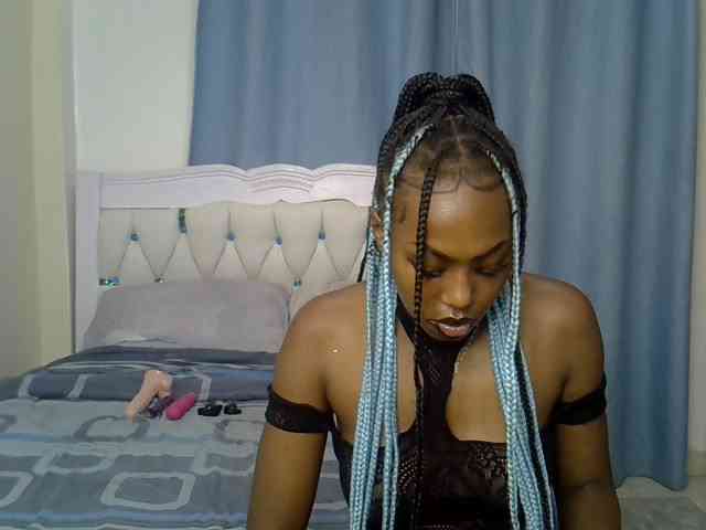 Petitedolliey webcam