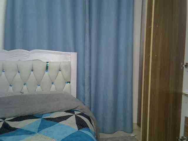 Petitedolliey webcam