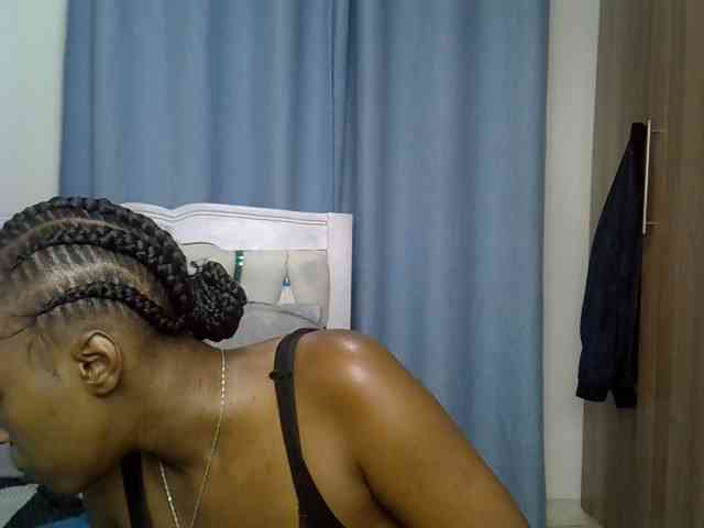 Petitedolliey