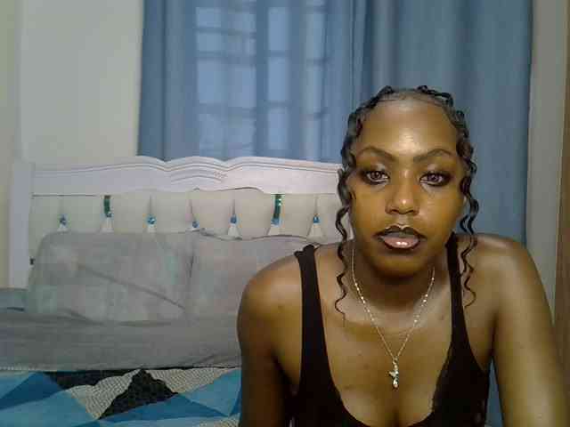 Petitedolliey webcam