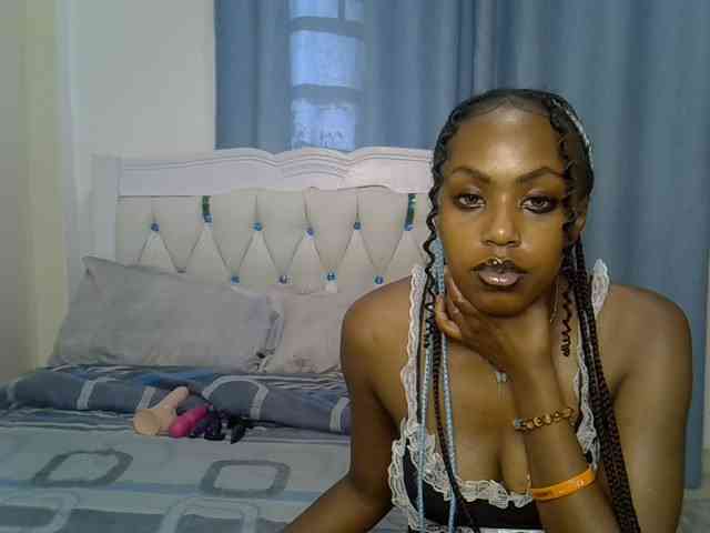 Petitedolliey webcam