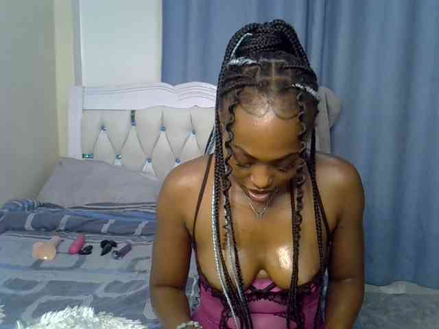 Petitedolliey webcam