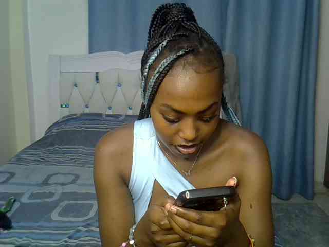 Petitedolliey