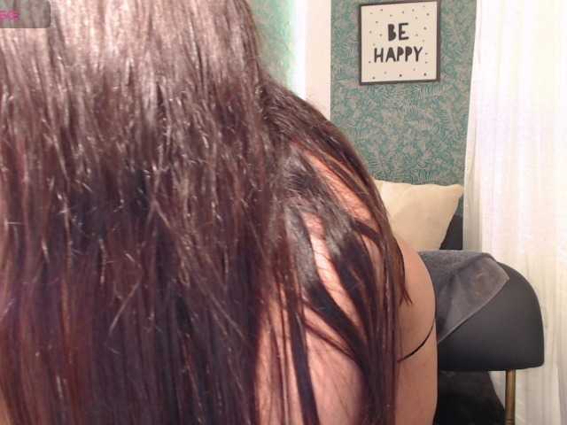Scarlett-vaneee live cam on BongaCams
