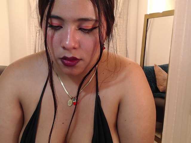 Scarlett-vaneee live cam on BongaCams