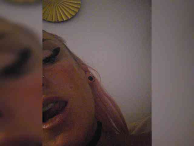 Redvamp1
