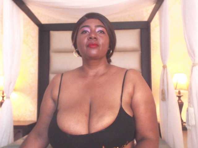 KiaraDiaz