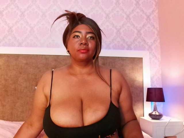 KiaraDiaz