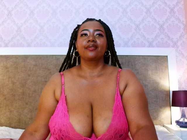 KiaraDiaz
