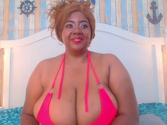 KiaraDiaz