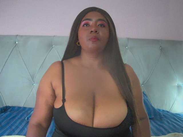 KiaraDiaz