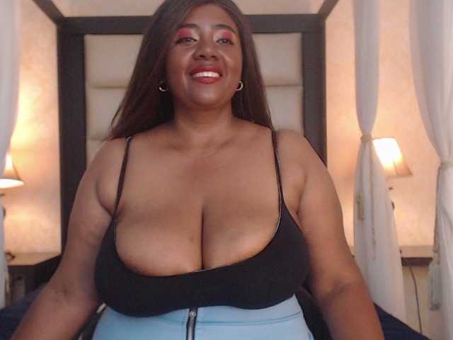 KiaraDiaz