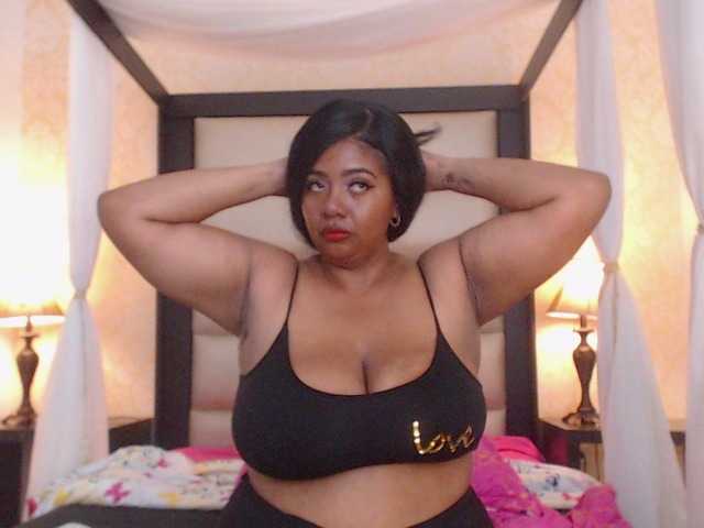 KiaraDiaz