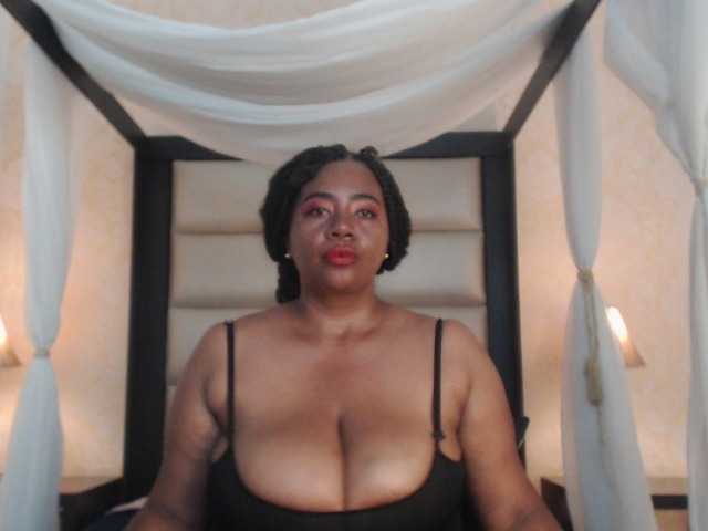 KiaraDiaz