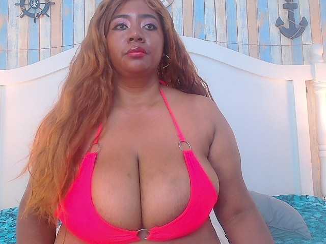 KiaraDiaz