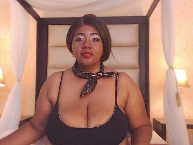 KiaraDiaz